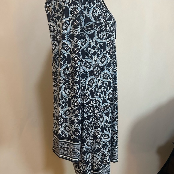 White House Black Market Floral Long Sleeve Dress - Picture 4 of 11